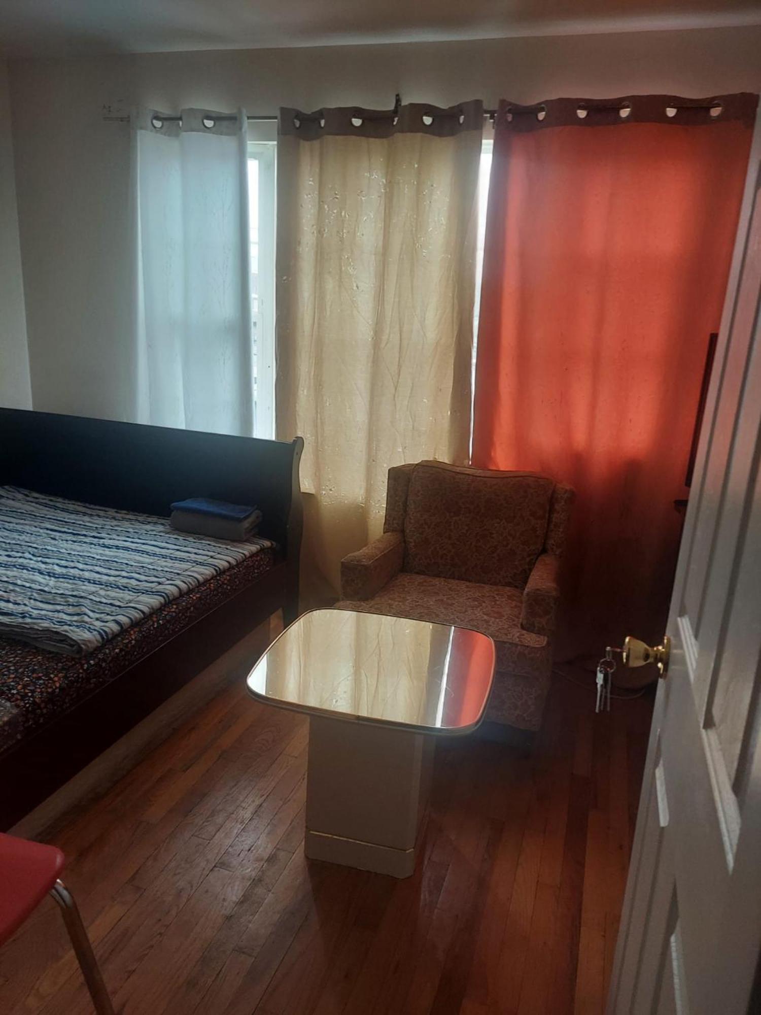 Crystal Room 1 Guest House Near 12Mins To Ewr Airport / Prudential / Njit / Penn Station Newark Exterior foto