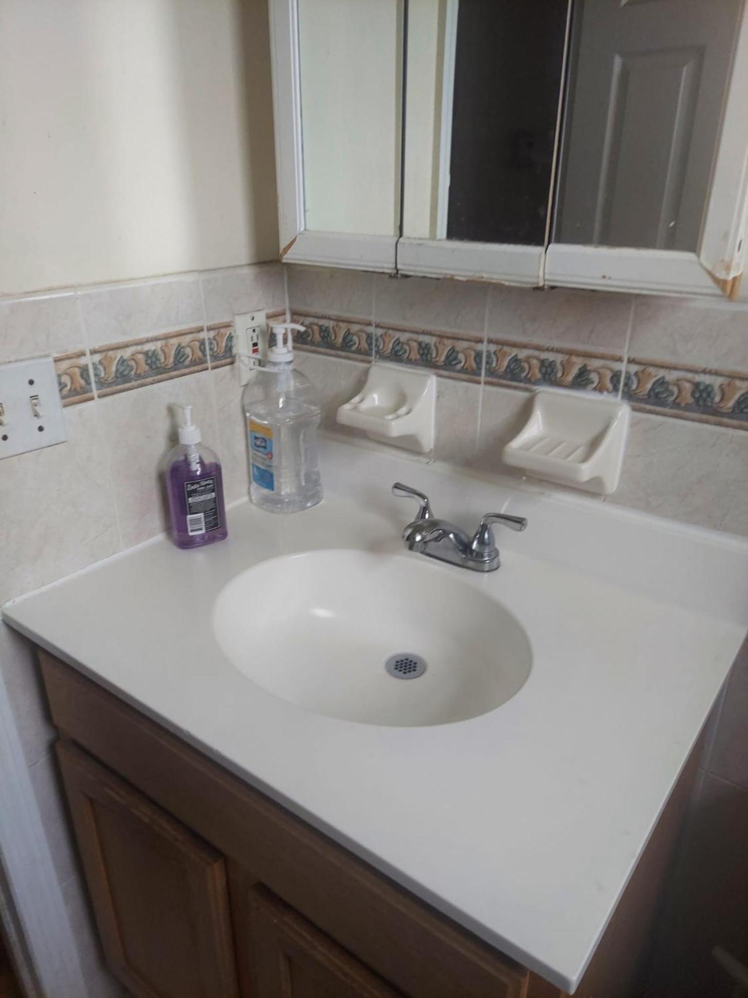 Crystal Room 1 Guest House Near 12Mins To Ewr Airport / Prudential / Njit / Penn Station Newark Exterior foto